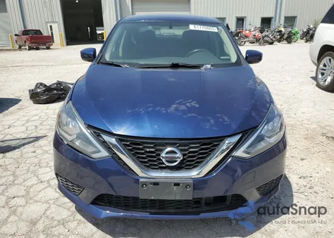 2018 Nissan Sentra S z USA, uszkodzony, nr VIN 3N1AB7AP0JY266163